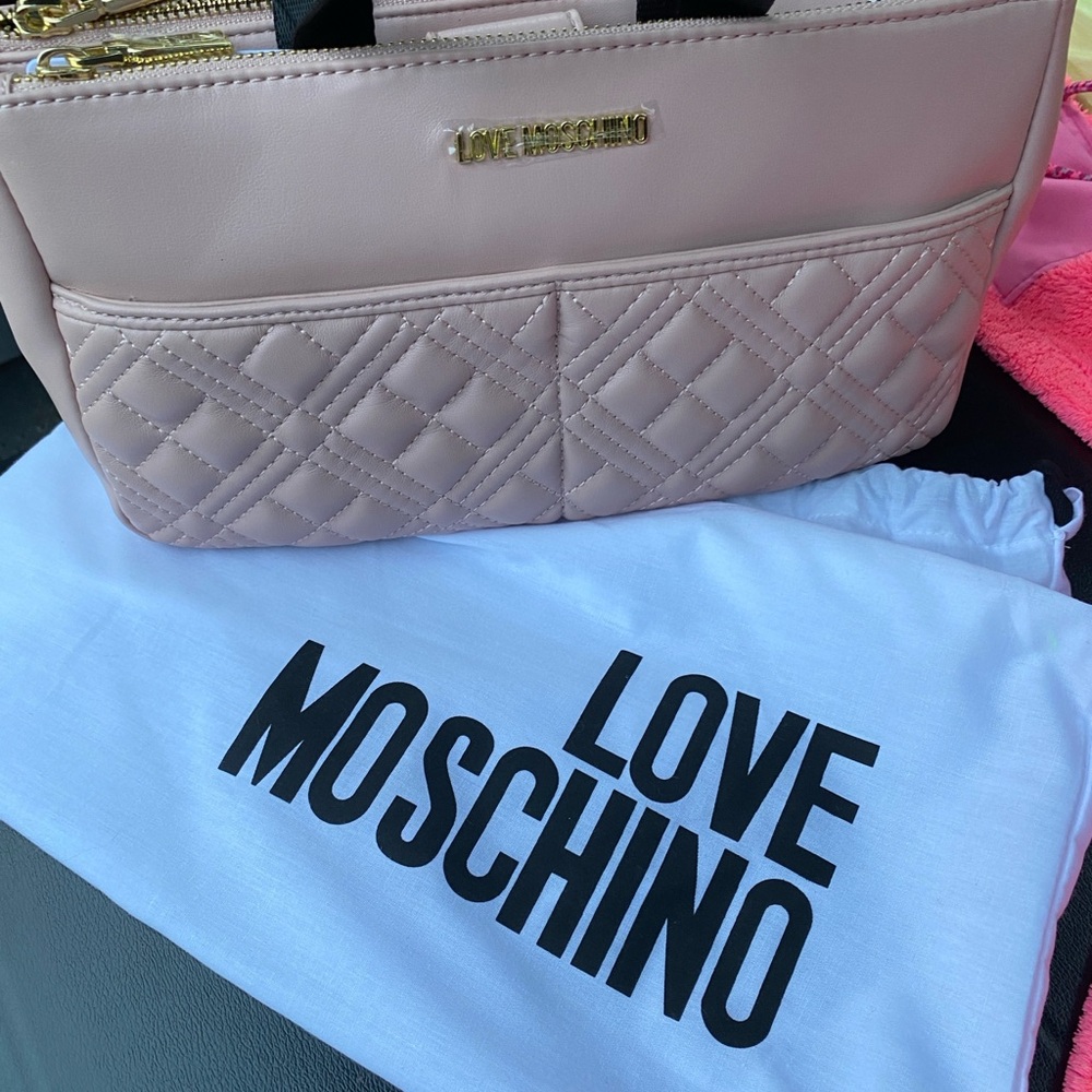 Love Moschino Pink Quilted Shoulder Bag